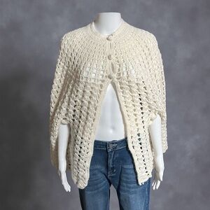 Vintage Cream Crochet Poncho